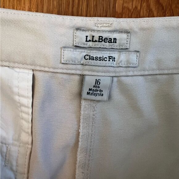 L.L. Bean Wrinkle-Free Bayside Pants High-Rise Straight-Leg Heritage Stone Sz 16 - Picture 4 of 9
